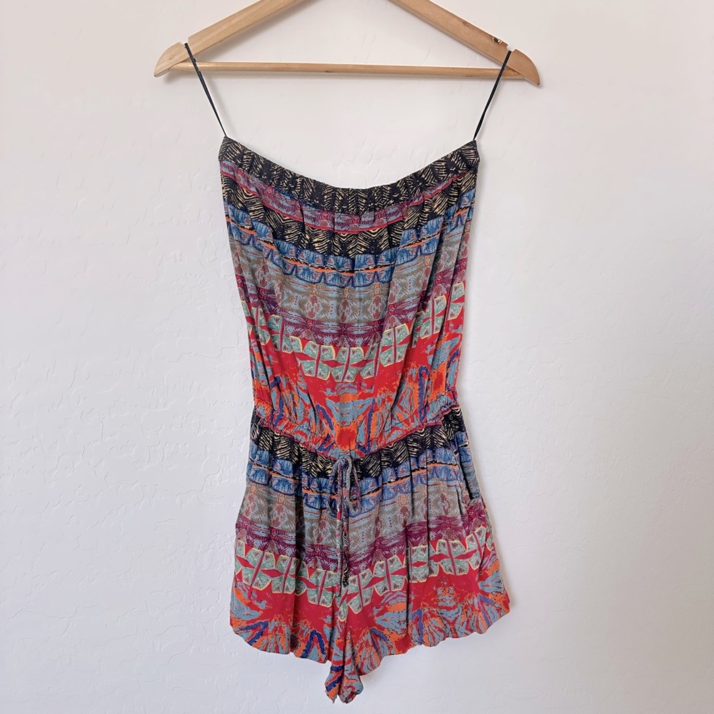 Wet seal
Romper
Small